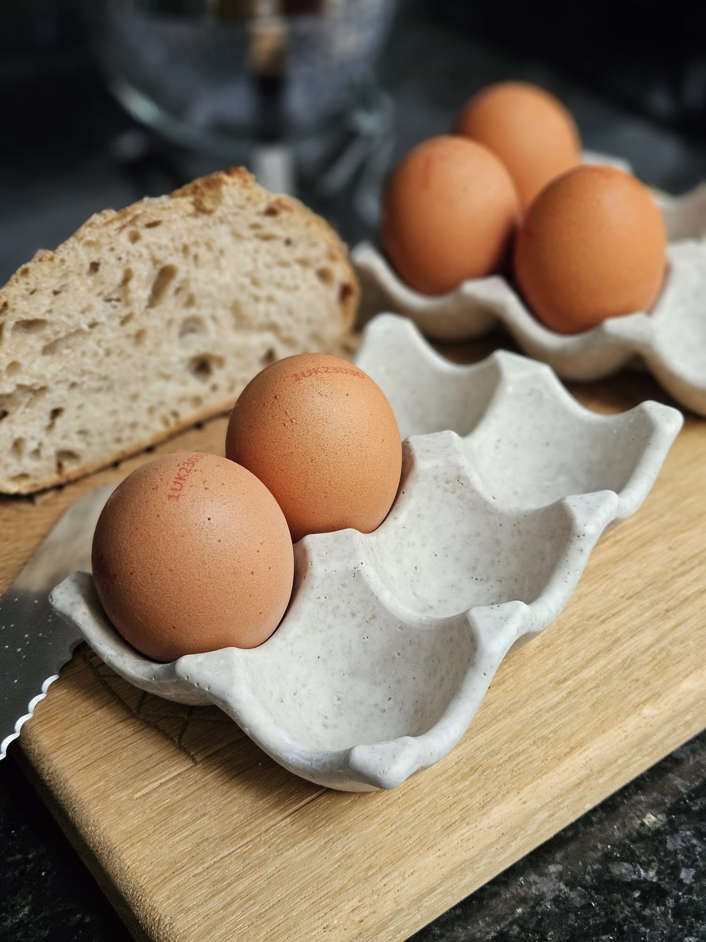 COFFEE GROUNDS EGG HOLDER